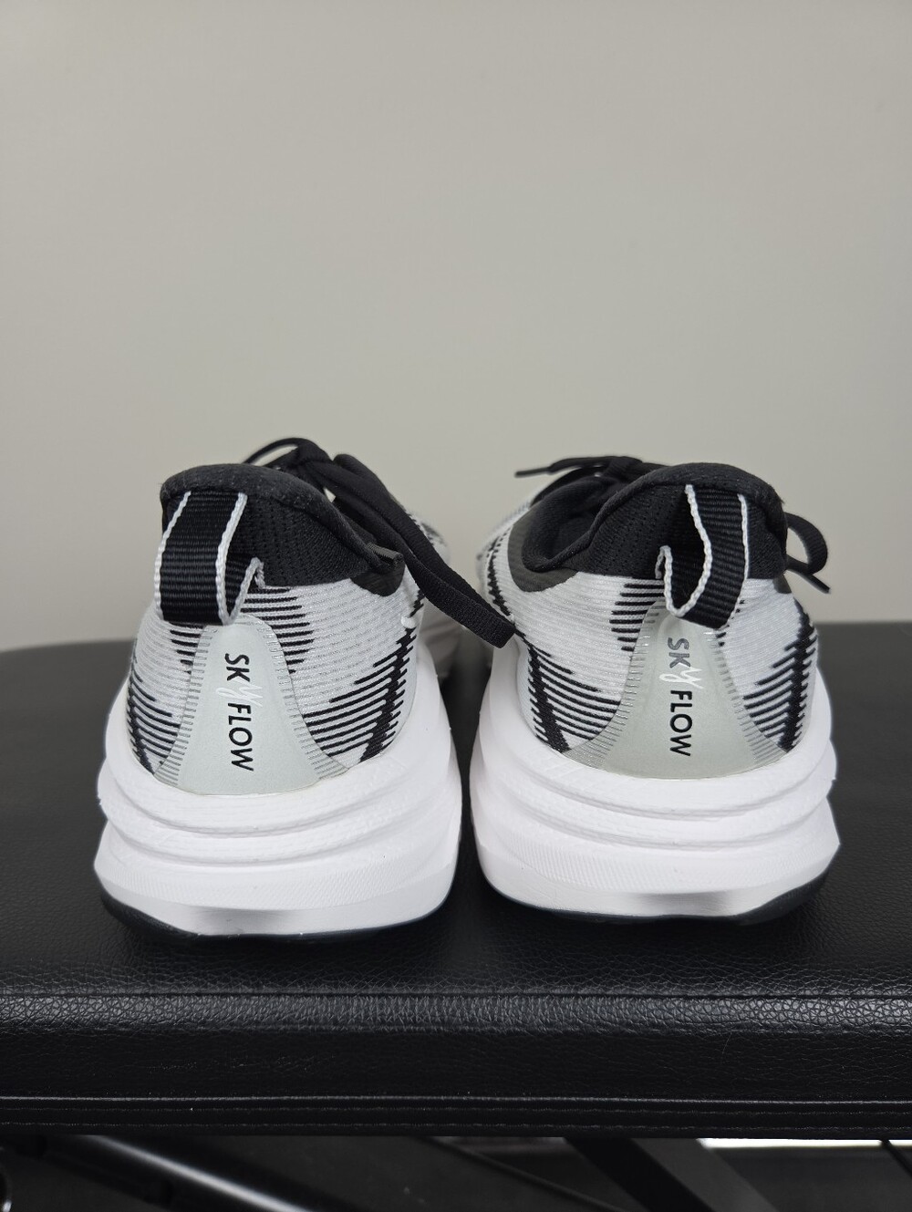 HOKA Skyflow White Black Women’s Running Shoes Size 8.5B Medium Athletic Sneaker - Picture 5 of 9
